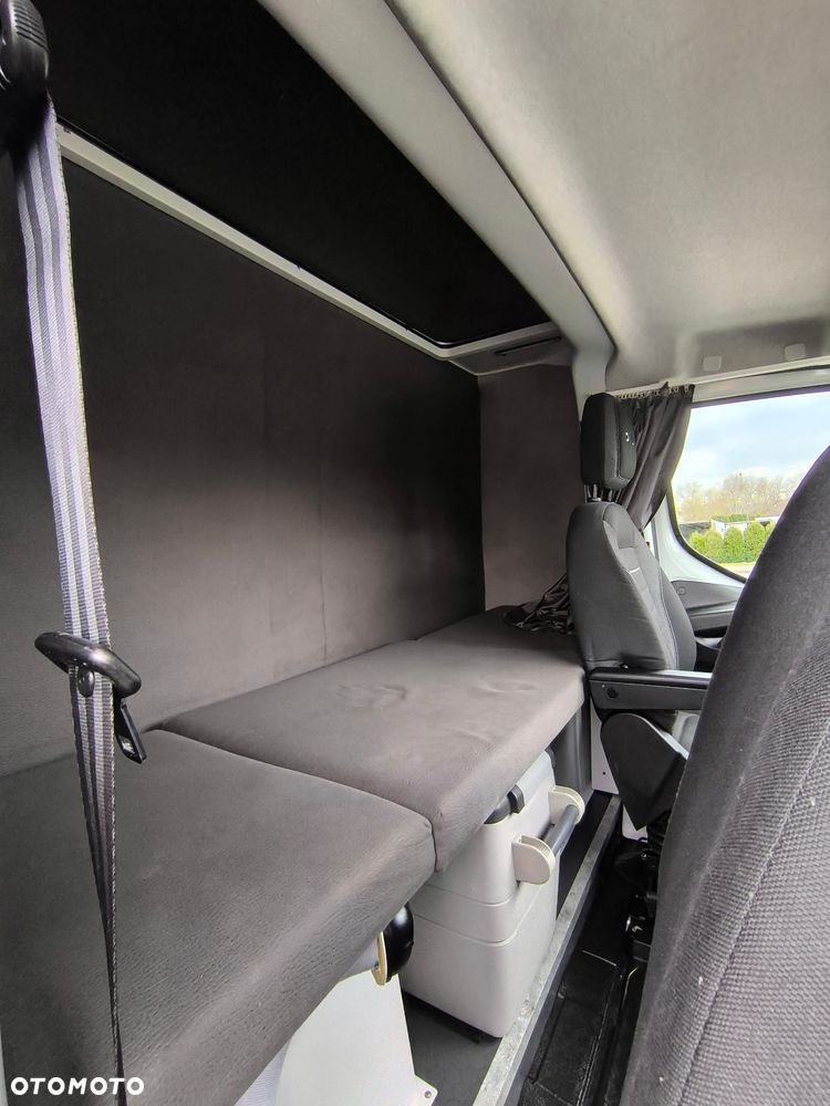 Iveco Daily 70C21, Automat, Sypialnia Tylna, 2 Łóżka, 15 Palet, Firana! - 18