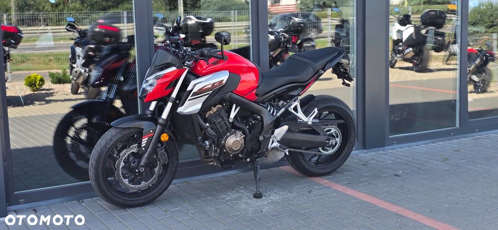 Honda CB - 28