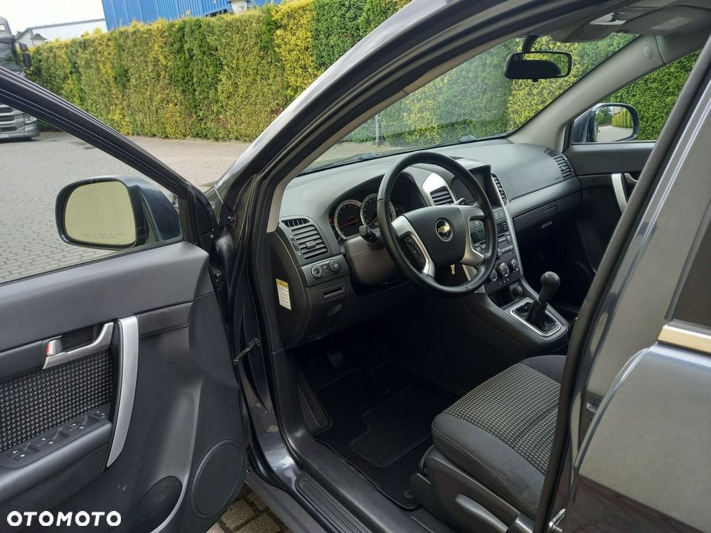 Chevrolet Captiva 2.0 d LS - 26