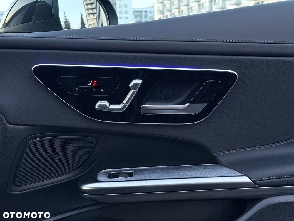 Mercedes-Benz CLE - 24