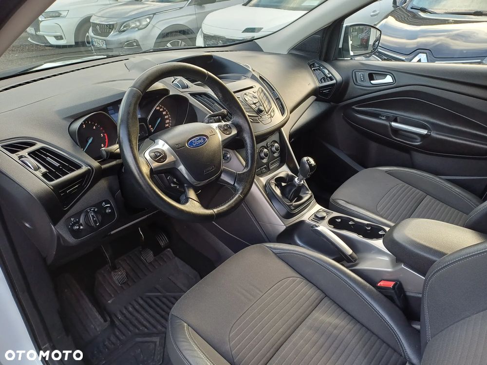 Ford Kuga 2.0 TDCi 4x4 Trend - 13