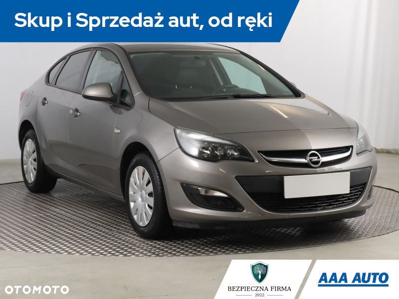 Opel Astra - 2