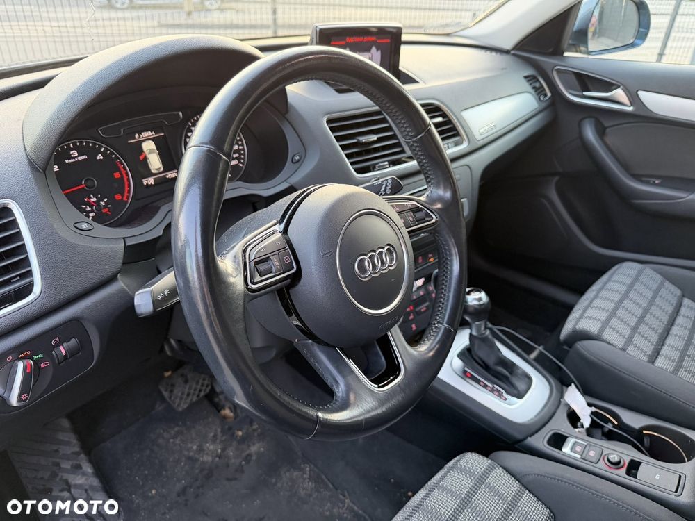 Audi Q3 2.0 TDI S tronic design - 5
