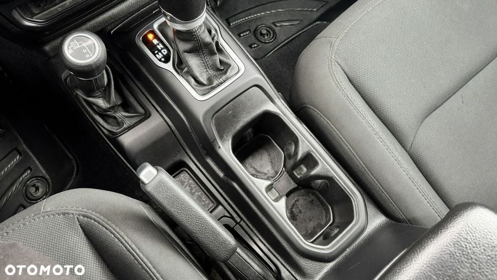 Jeep Wrangler - 23