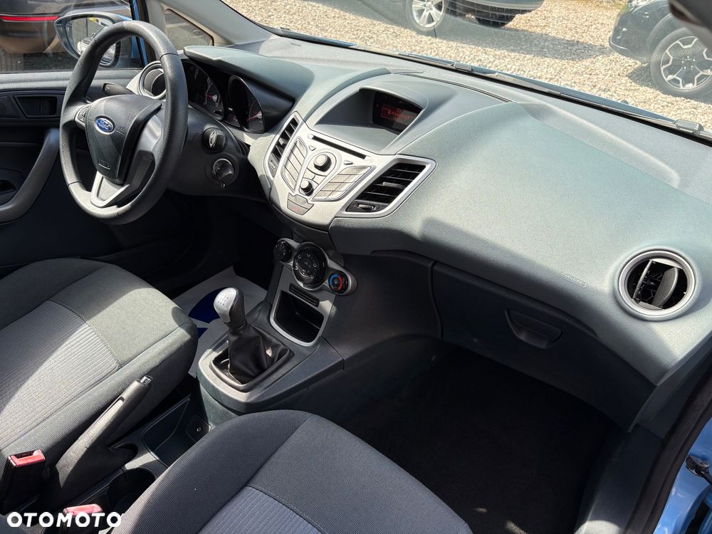 Ford Fiesta 1.25 Silver X - 23
