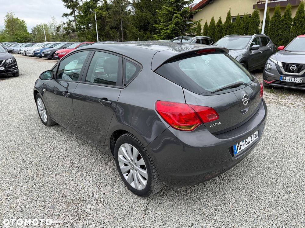 Opel Astra 1.6 Active - 15
