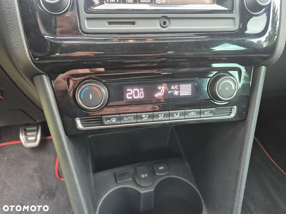 Volkswagen Polo 1.8 TSI BMT GTI - 27