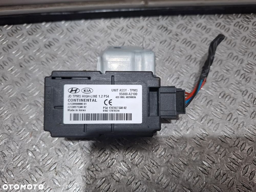 Moduł sterownik TPMS KIA CEED II nr 95800A2100 - 1
