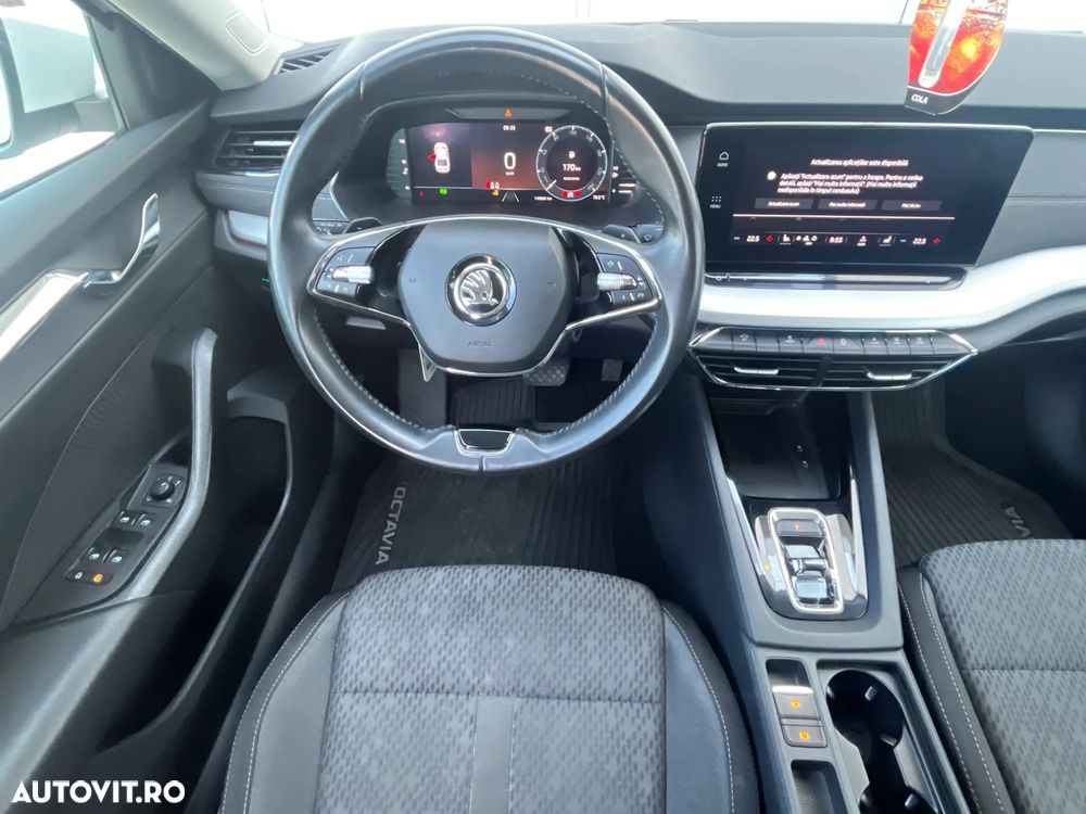 Skoda Octavia 2.0 TDI DSG Style - 9