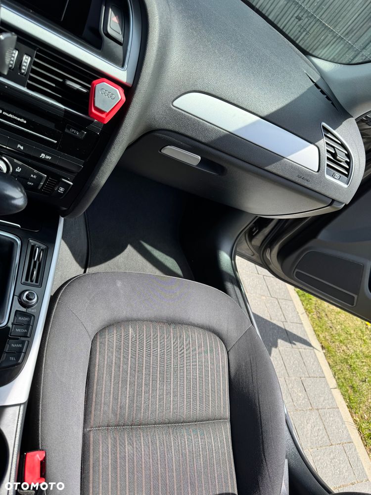 Audi A4 Avant 2.0 TDI DPF clean diesel multitronic Ambiente - 17