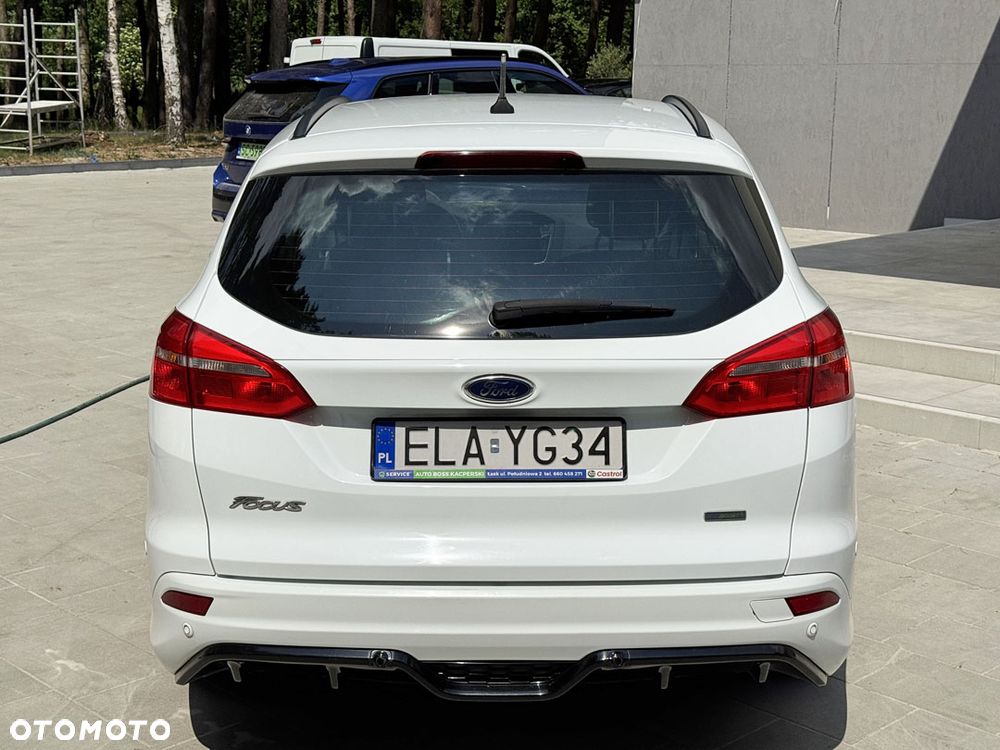 Ford Focus 1.0 EcoBoost Start-Stopp-System ST-LINE - 12
