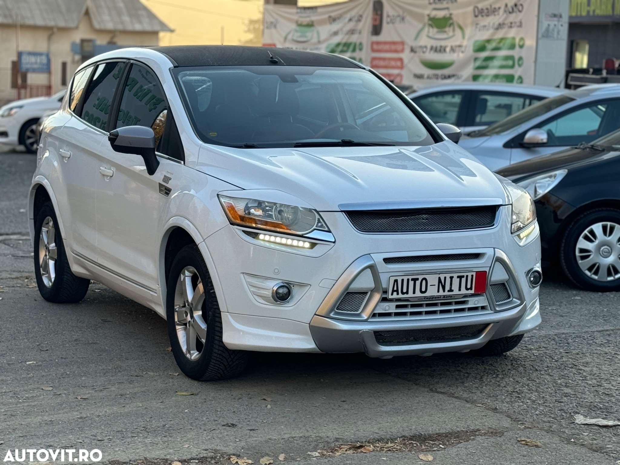 Ford Kuga 2.0 TDCi 4WD Titanium - 10