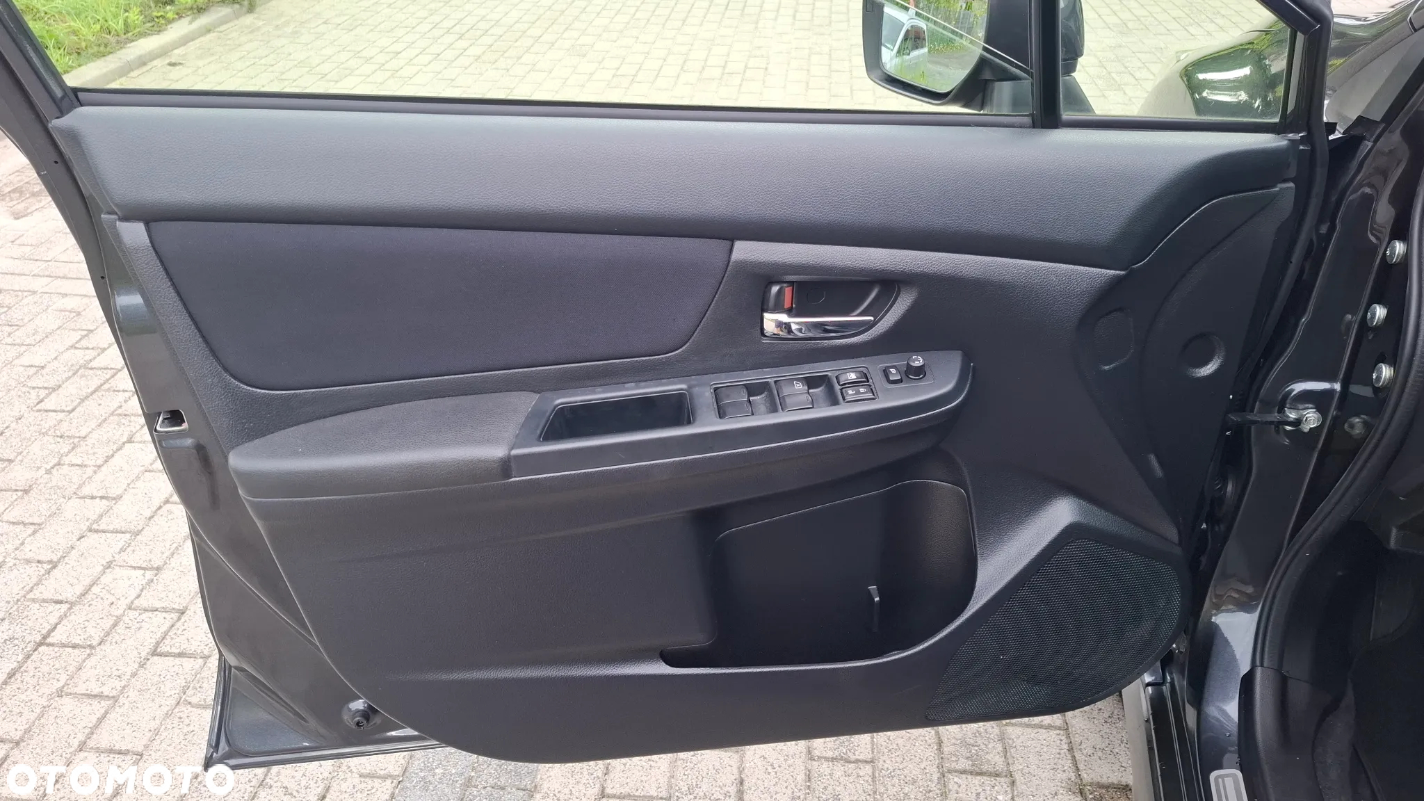 Subaru XV 2.0i Exclusive CVT - 18