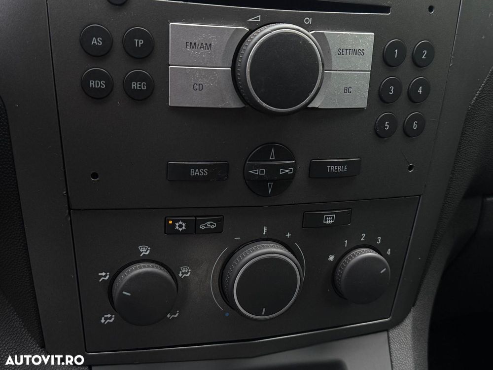 Opel Zafira 1.9 CDTI - 17