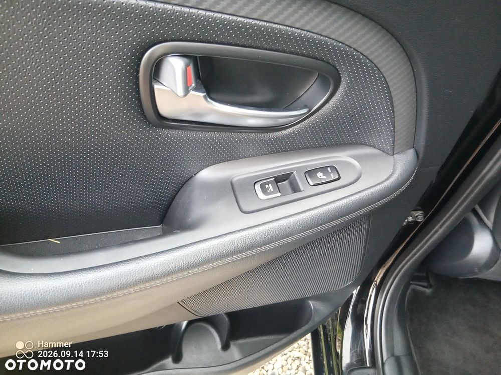 Kia Carens 1.7 CRDi 141 ISG Spirit - 19