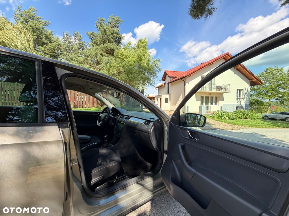 Skoda RAPID 1.2 TSI Elegance - 21