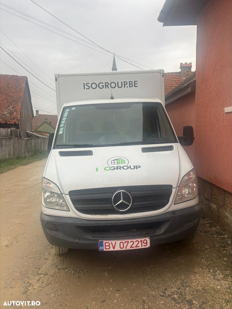 Mercedes-Benz SPRINTER cu lift - 2