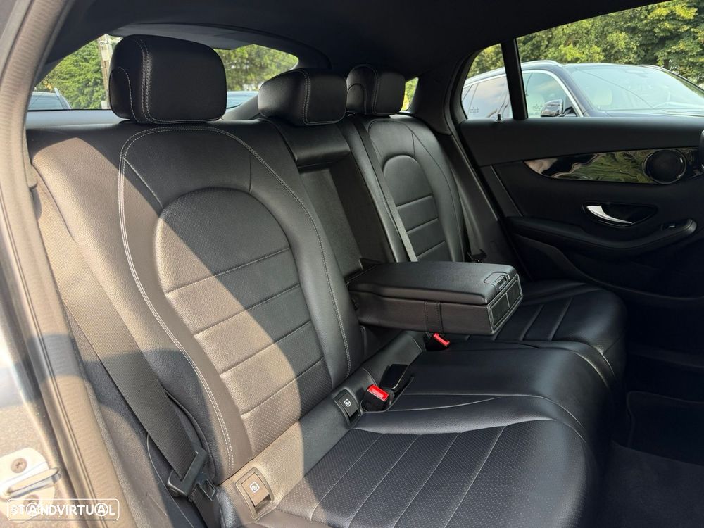 Mercedes-Benz GLC 300 e Coupé 4Matic - 21