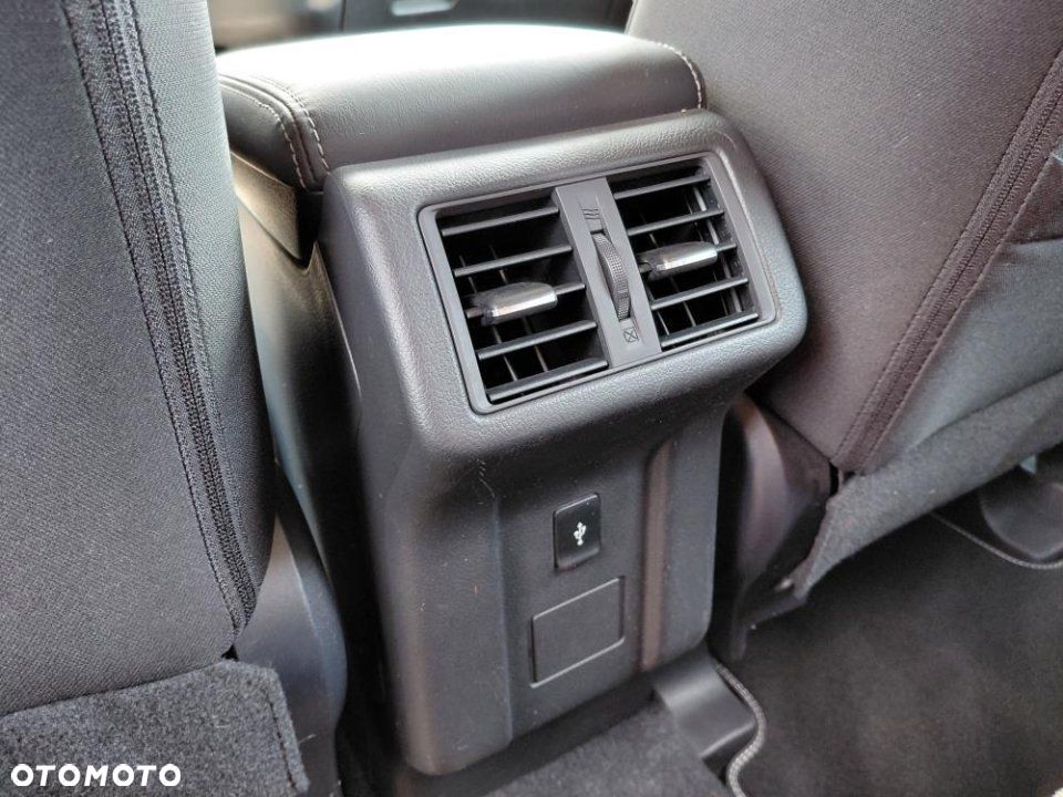 Mitsubishi Outlander - 5
