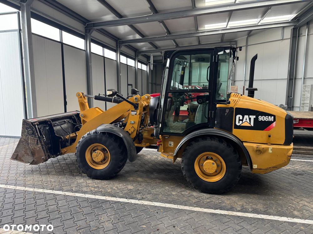 Caterpillar 906M - 3
