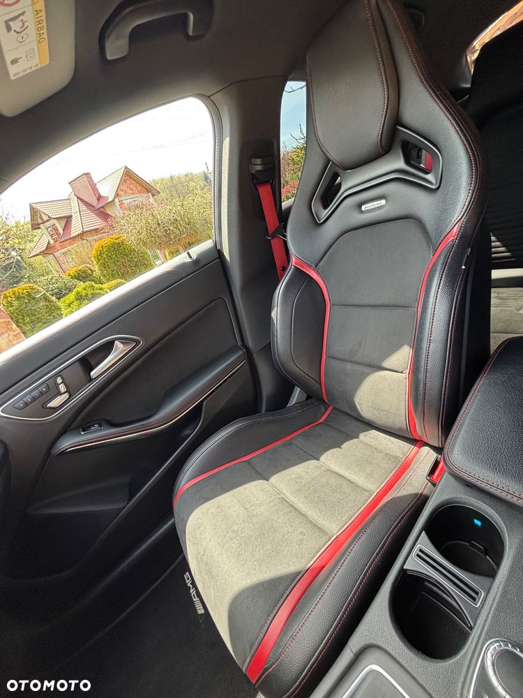 Mercedes-Benz CLA - 19