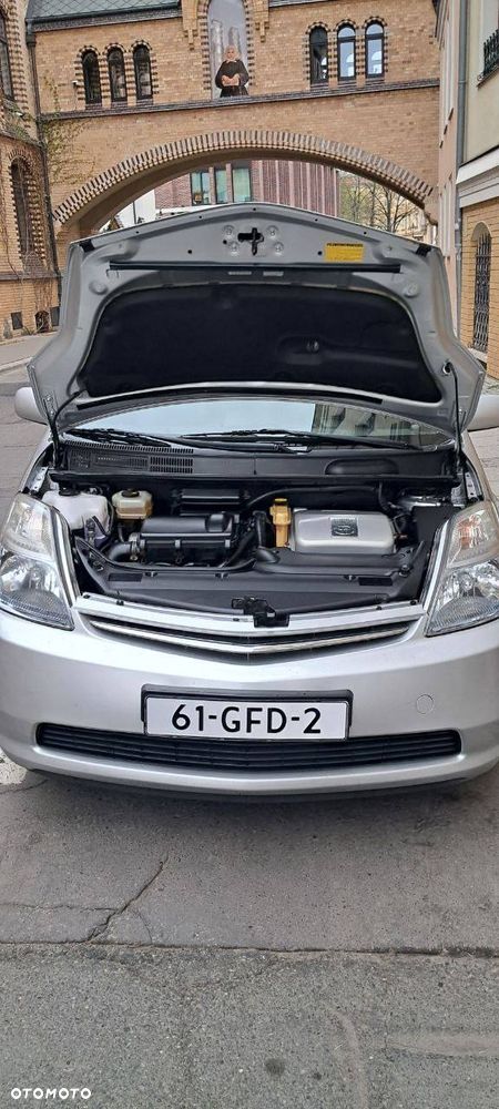 Toyota Prius - 28