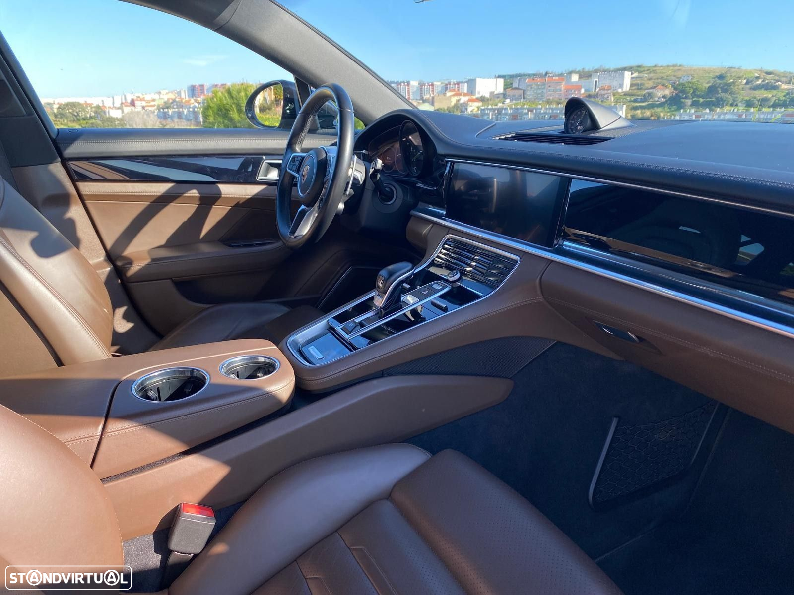 Porsche Panamera 4 E-Hybrid Platinum Edition - 10