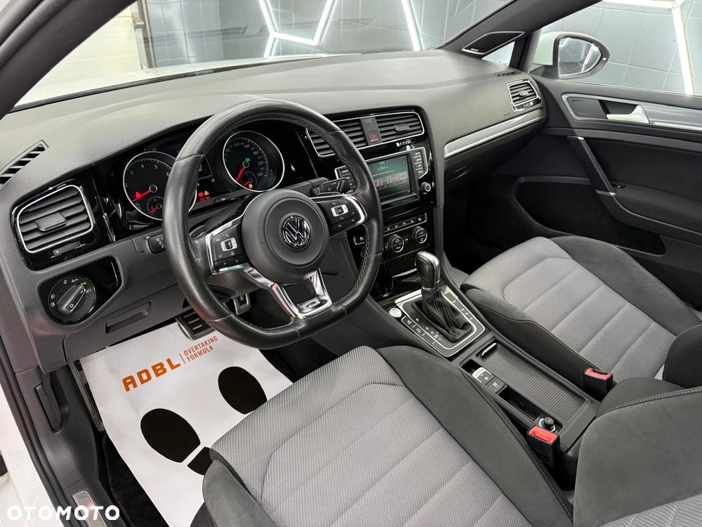 Volkswagen Golf 1.4 TSI BlueMotion Technology DSG Highline - 24