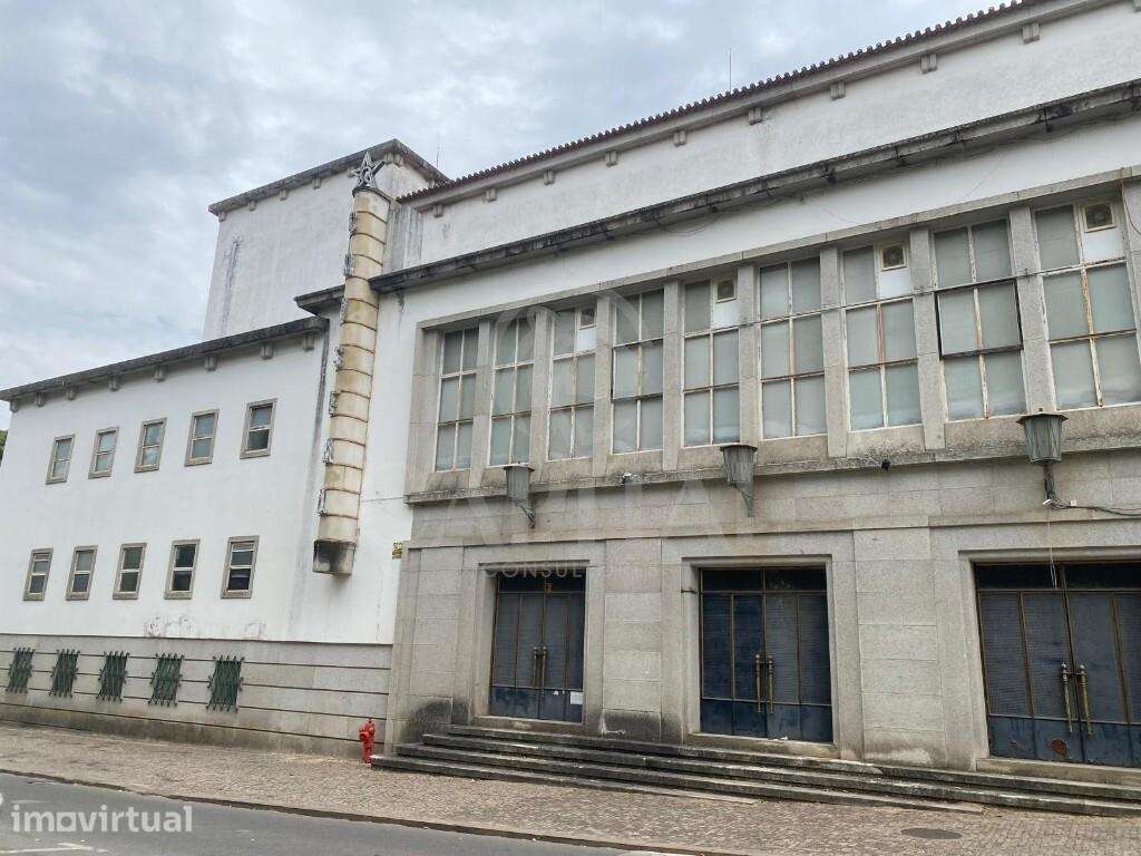 ANTIGO CINE-TEATRO CRISFAL — HISTÓRIA E POTENCIAL - Grande imagem: 2/9