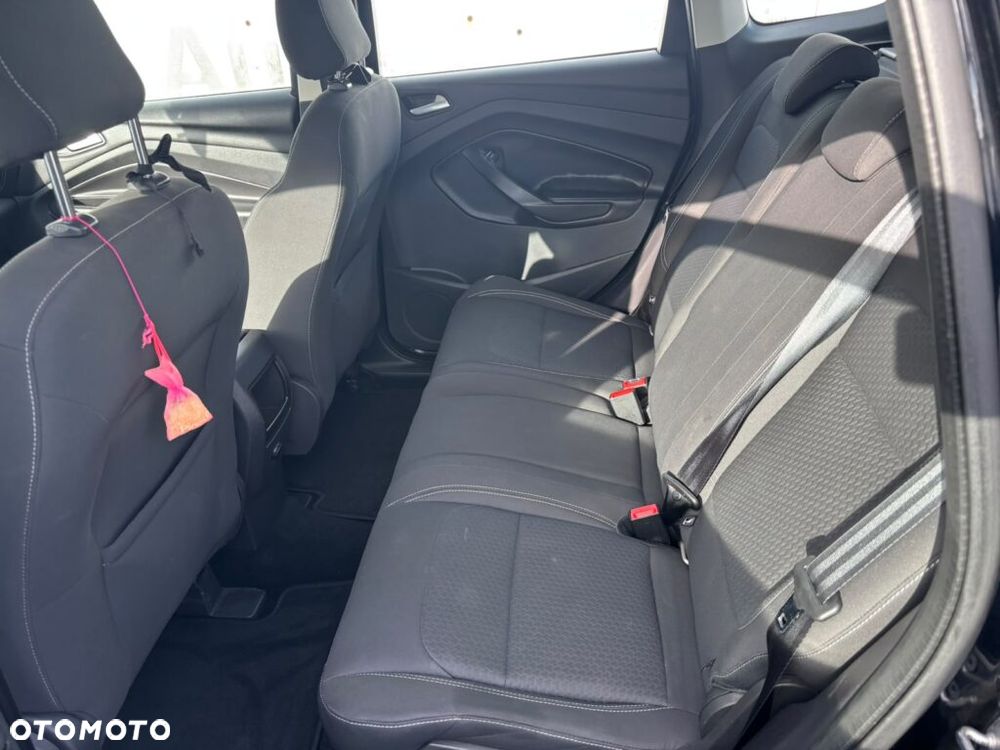 Ford Kuga 1.5 EcoBoost 2x4 Trend - 11