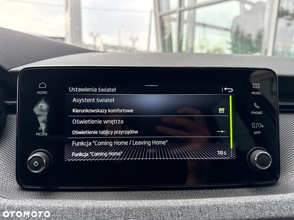 Skoda Kamiq 1.0 TSI Selection DSG - 27