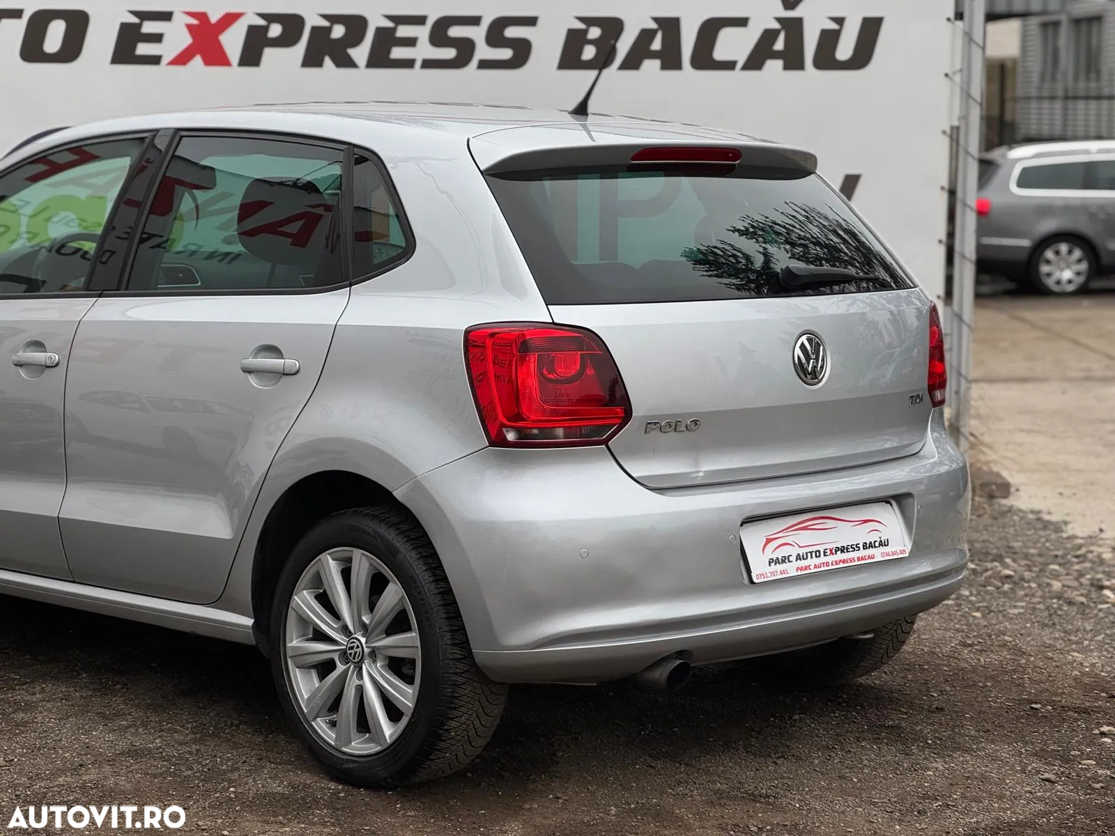Volkswagen Polo 1.6 TDI DSG Comfortline - 19