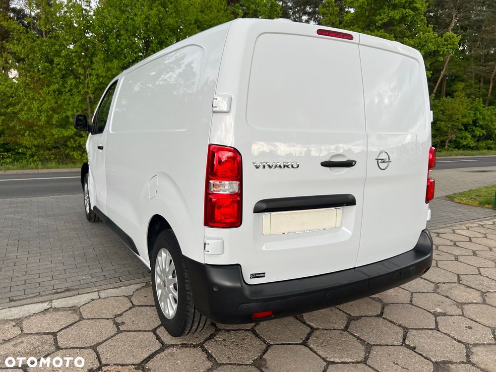 Opel Vivaro - 11