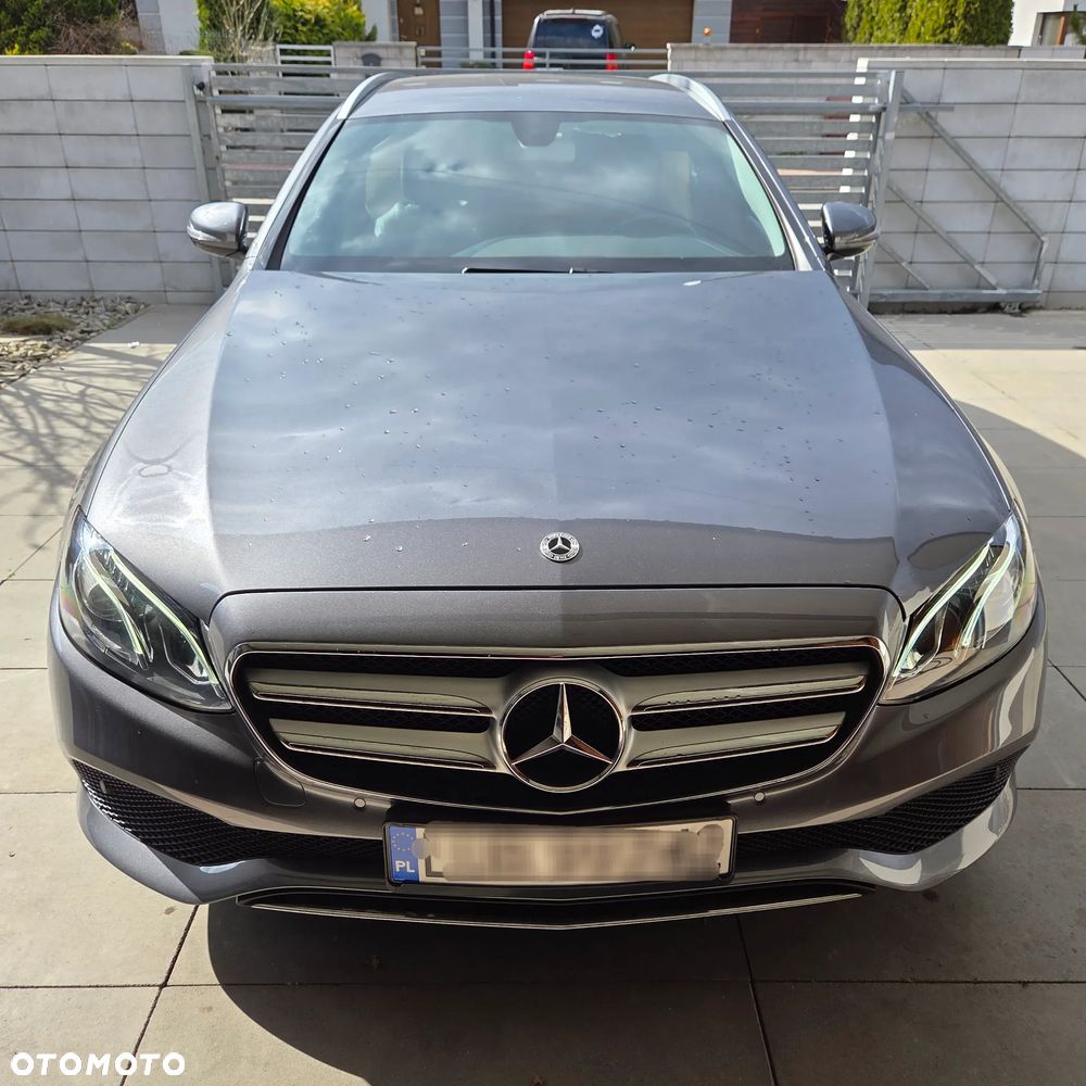 Mercedes-Benz Klasa E 220 d 9G-TRONIC Avantgarde - 2