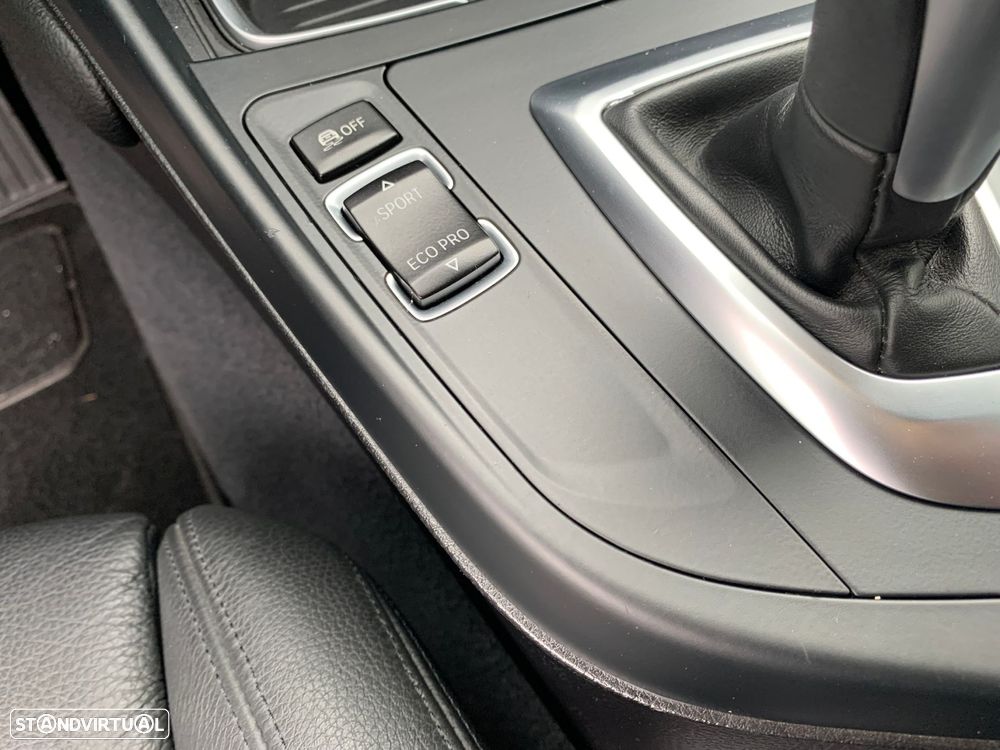 BMW 228 i Pack M Auto - 30