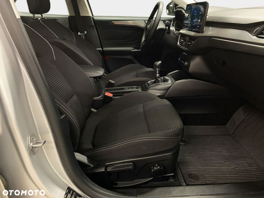 Ford Focus - 13