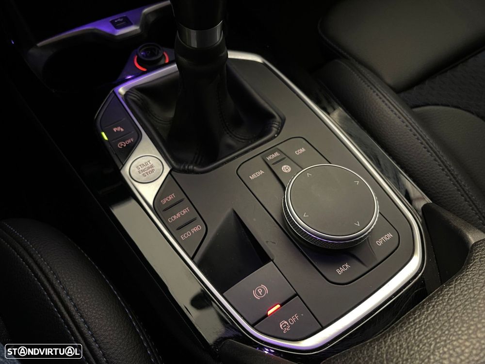 BMW 116 d Pack Desportivo M - 34