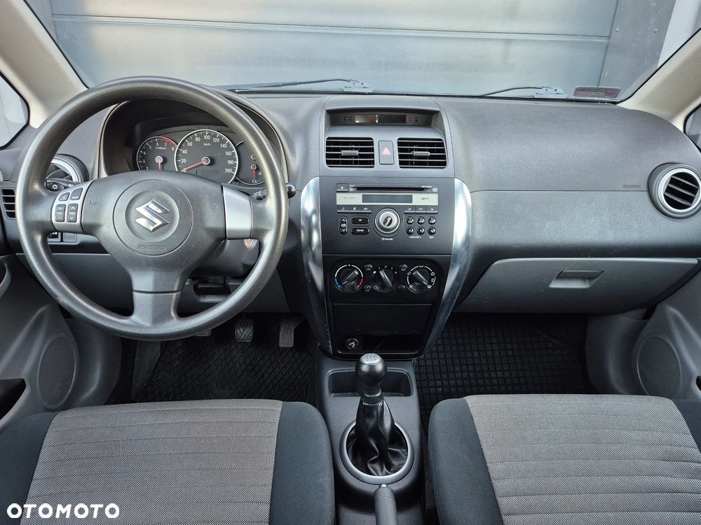 Suzuki SX4 1.6 GS / Premium 4WD - 6