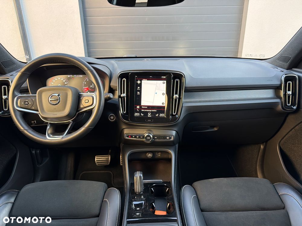 Volvo XC 40 T3 Geartronic RDesign - 10