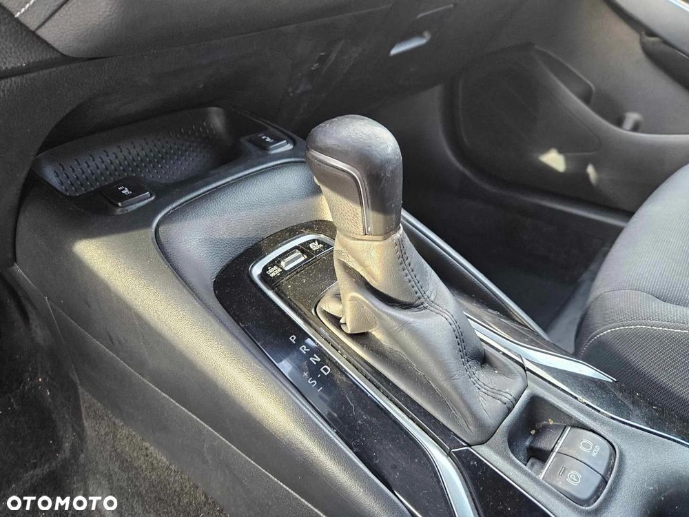 Toyota Corolla 2.0 Hybrid Touring Sports Business Edition - 10