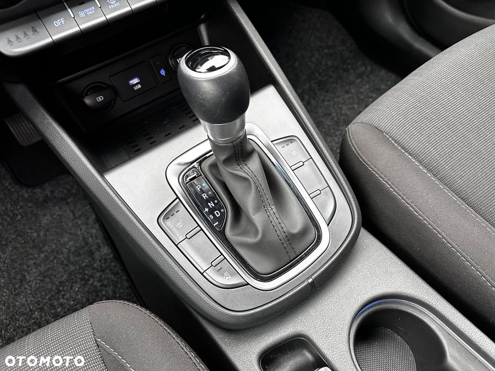 Hyundai Kona 1.6 GDI DCT EDITION 30+ - 24