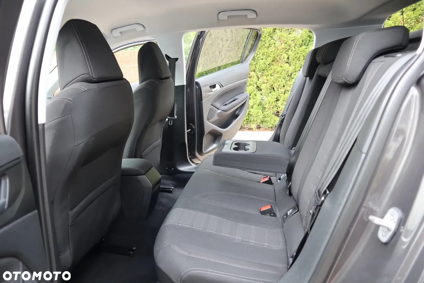 Peugeot 308 1.2 PureTech Allure S&S - 13