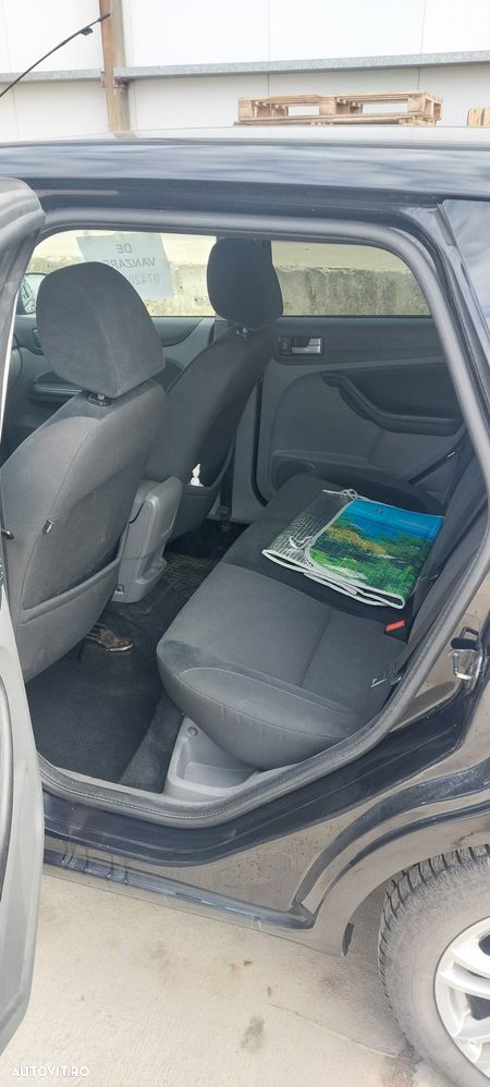 Ford Focus 1.6 TDCI Ghia - 7