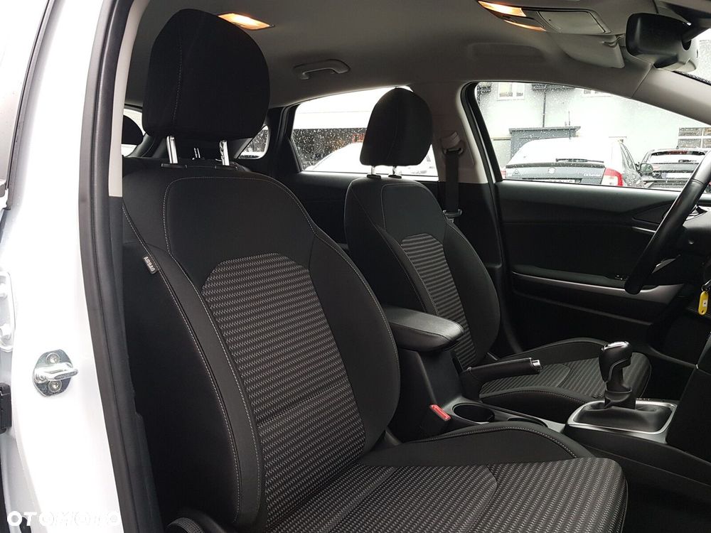 Kia Ceed 1.5 T-GDI M - 26