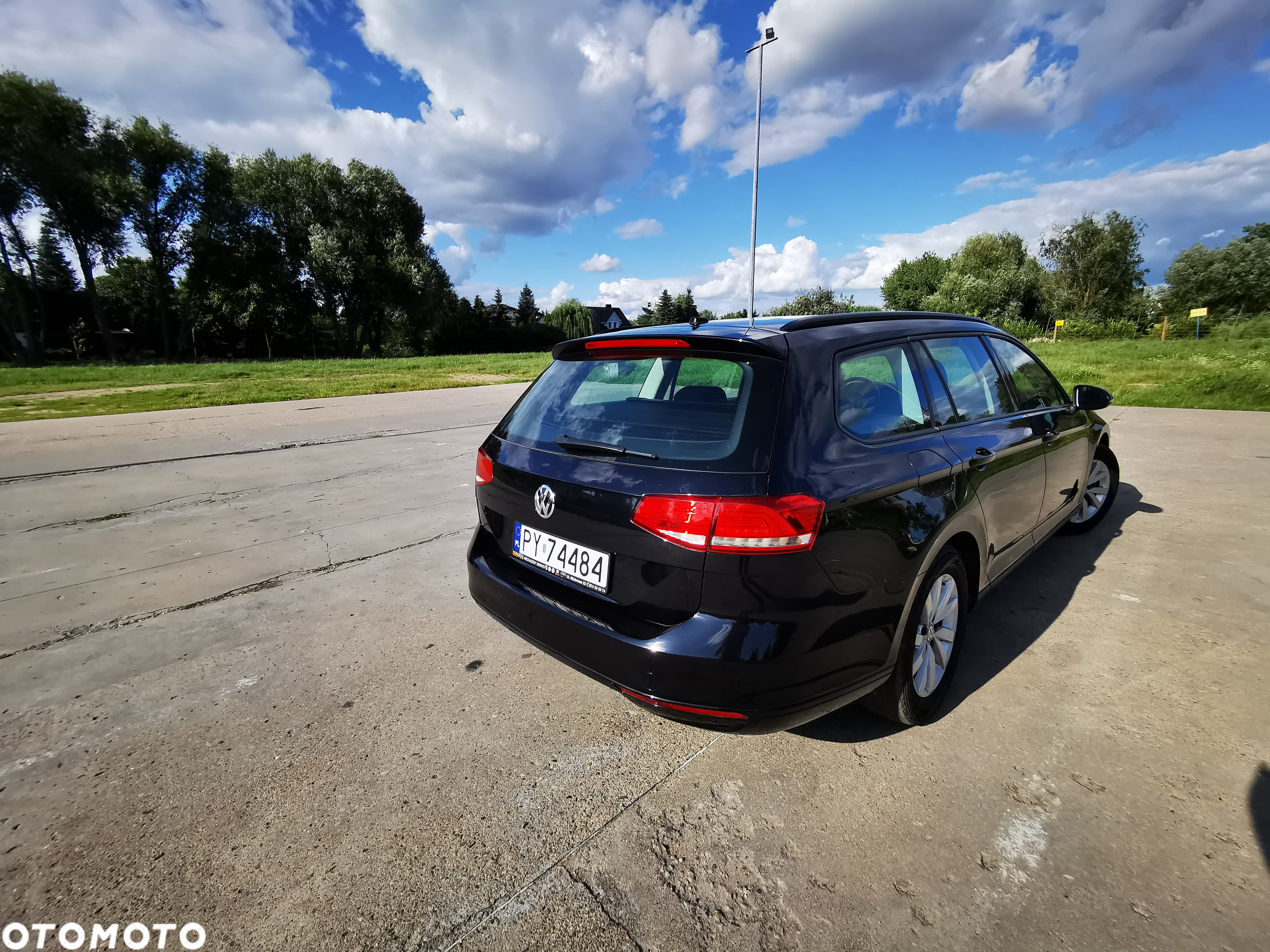 Volkswagen Passat 1.4 TSI BMT Comfortline - 8