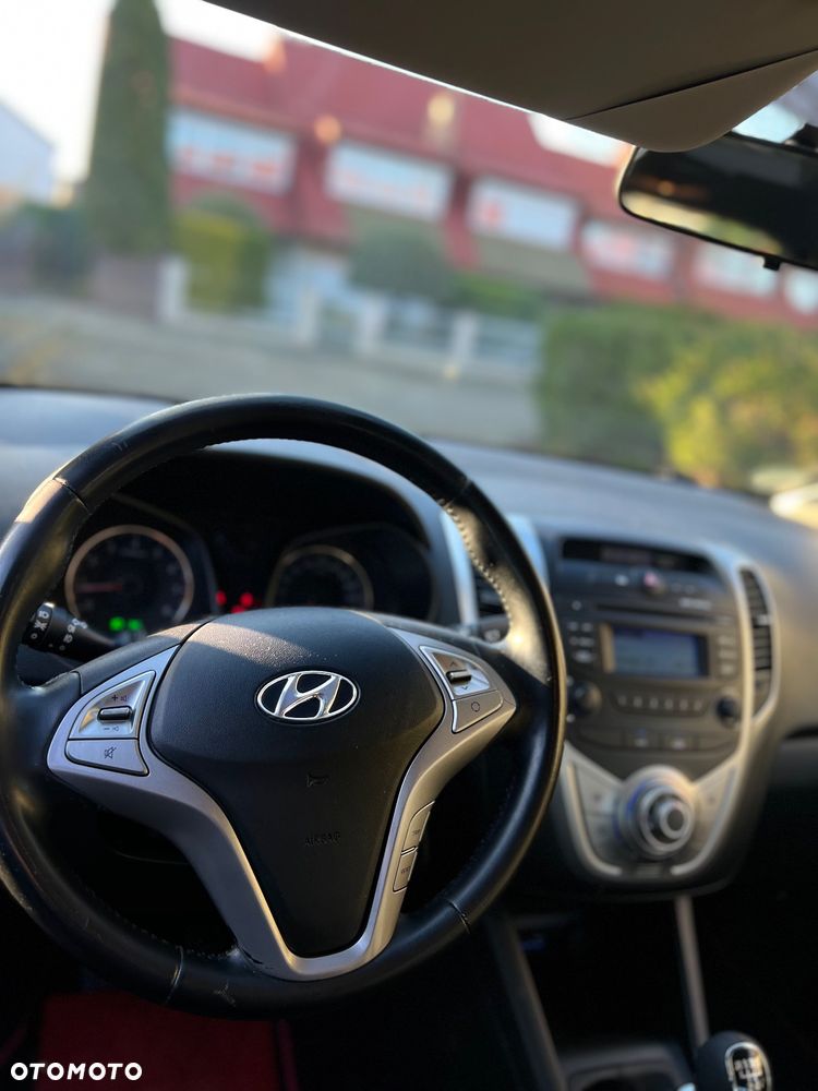 Hyundai ix20 1.4 blue Comfort - 20