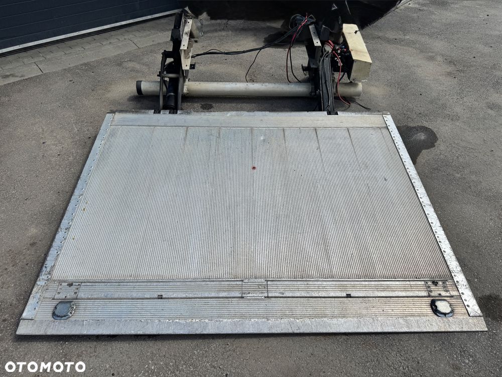 winda załadowcza BAR cargolift BC 750 kg S2 R4 12V - 1