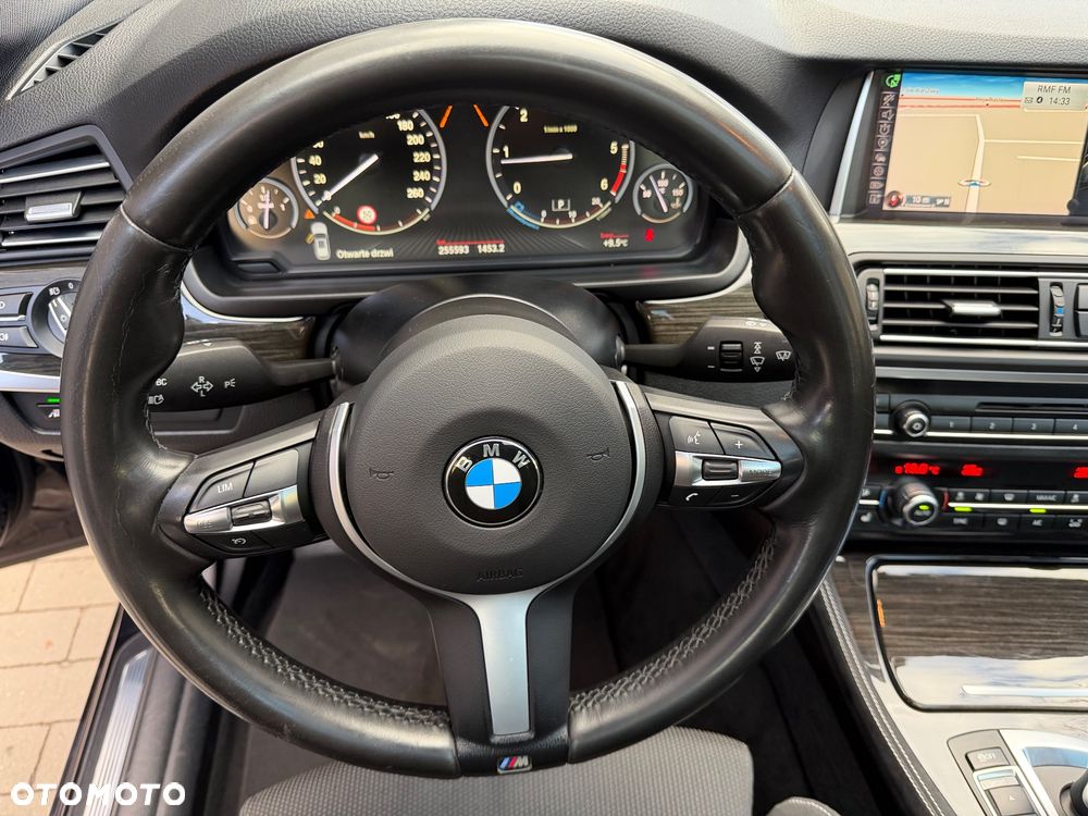 BMW Seria 5 520d M Sport Edition - 22