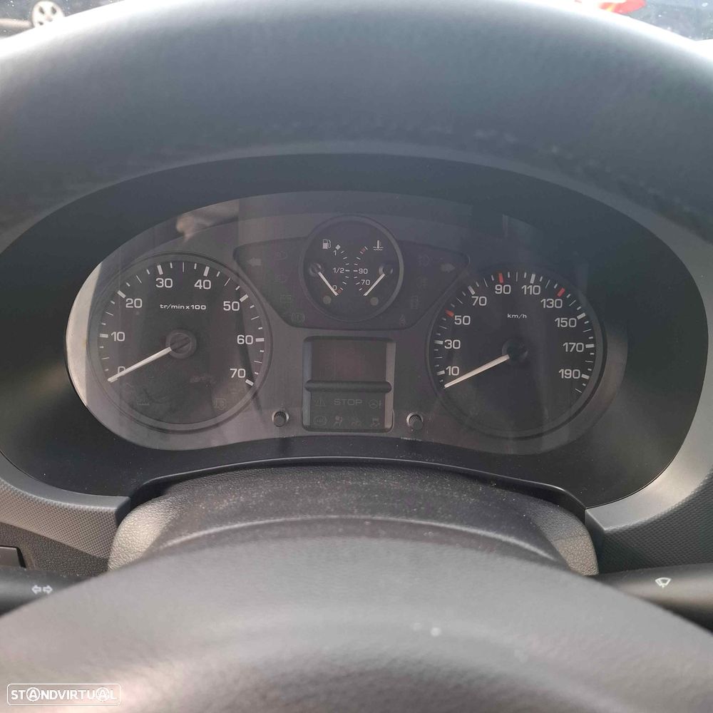 Peugeot Partner 1.6 HDI 3Lugres - 6