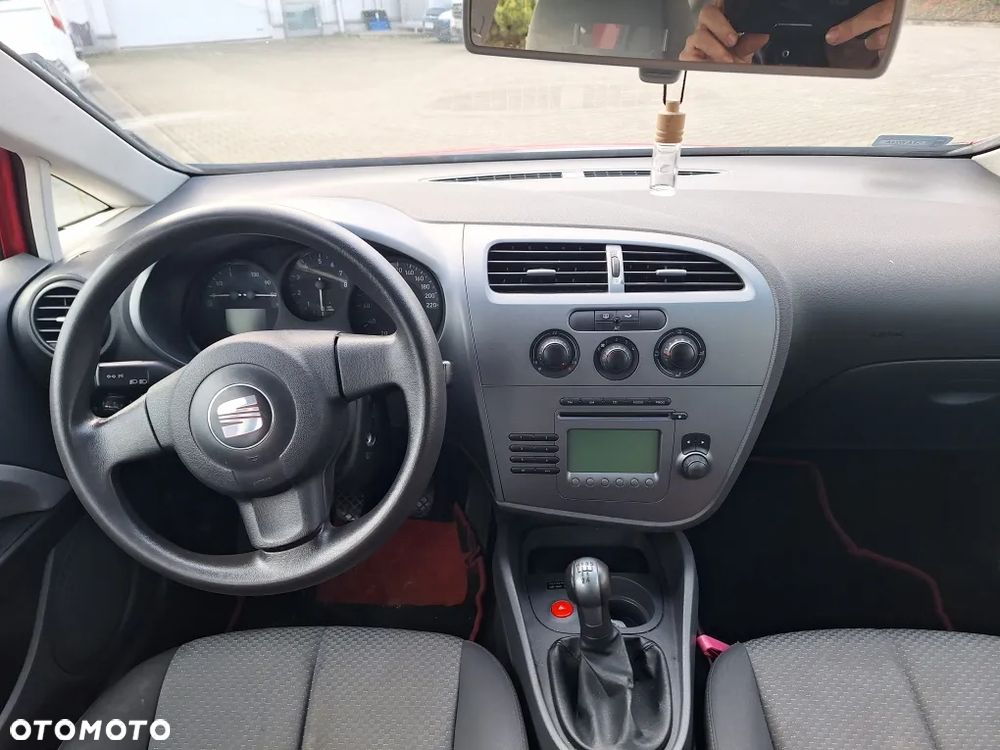 Seat Leon 1.6 Style - 8